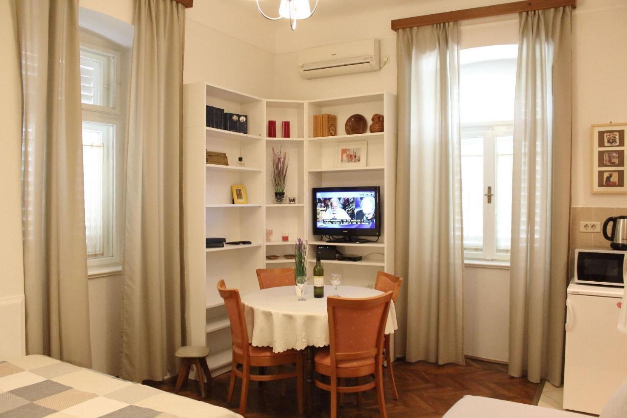 Apartments Rezine Lovran Zewnętrze zdjęcie